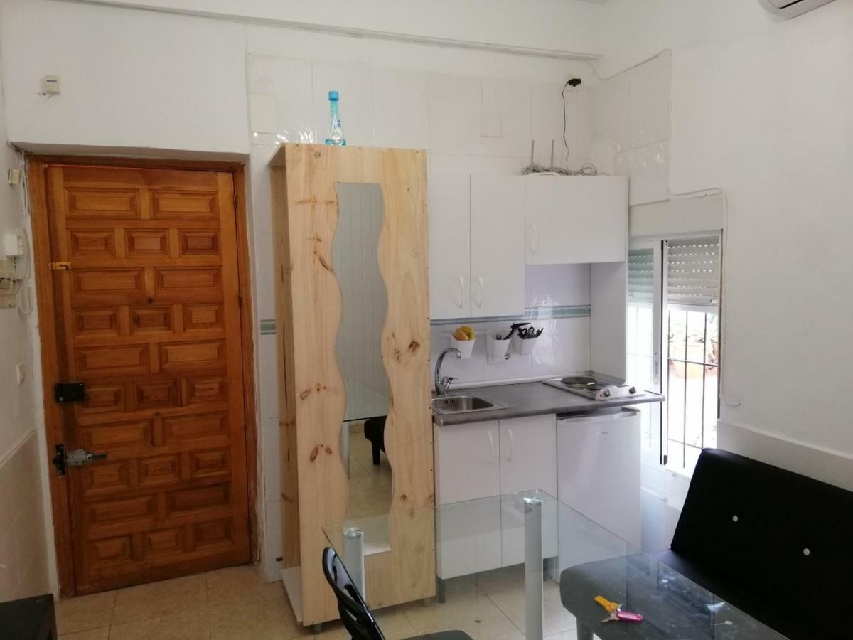 Apartamento Sleep & Shower In A Typical District
